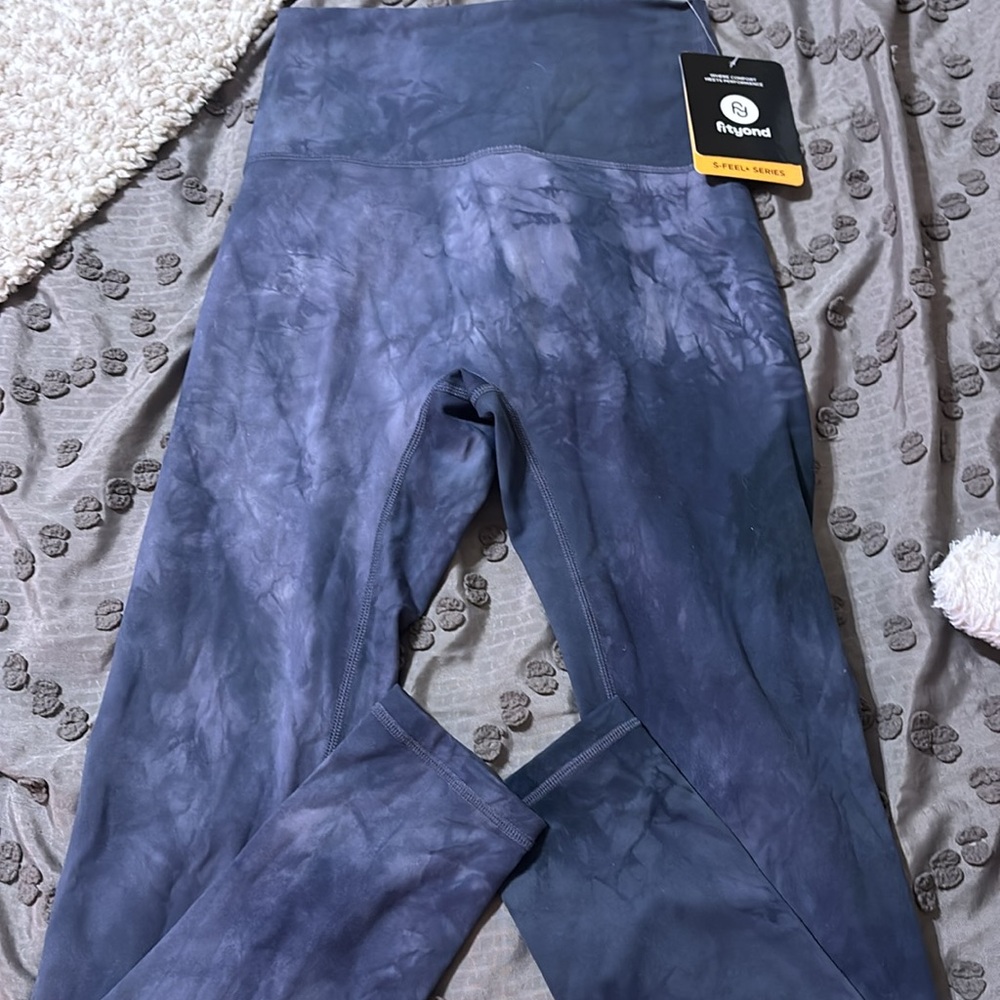 NWT, Never Worn Fityound Marble Colored Leggings